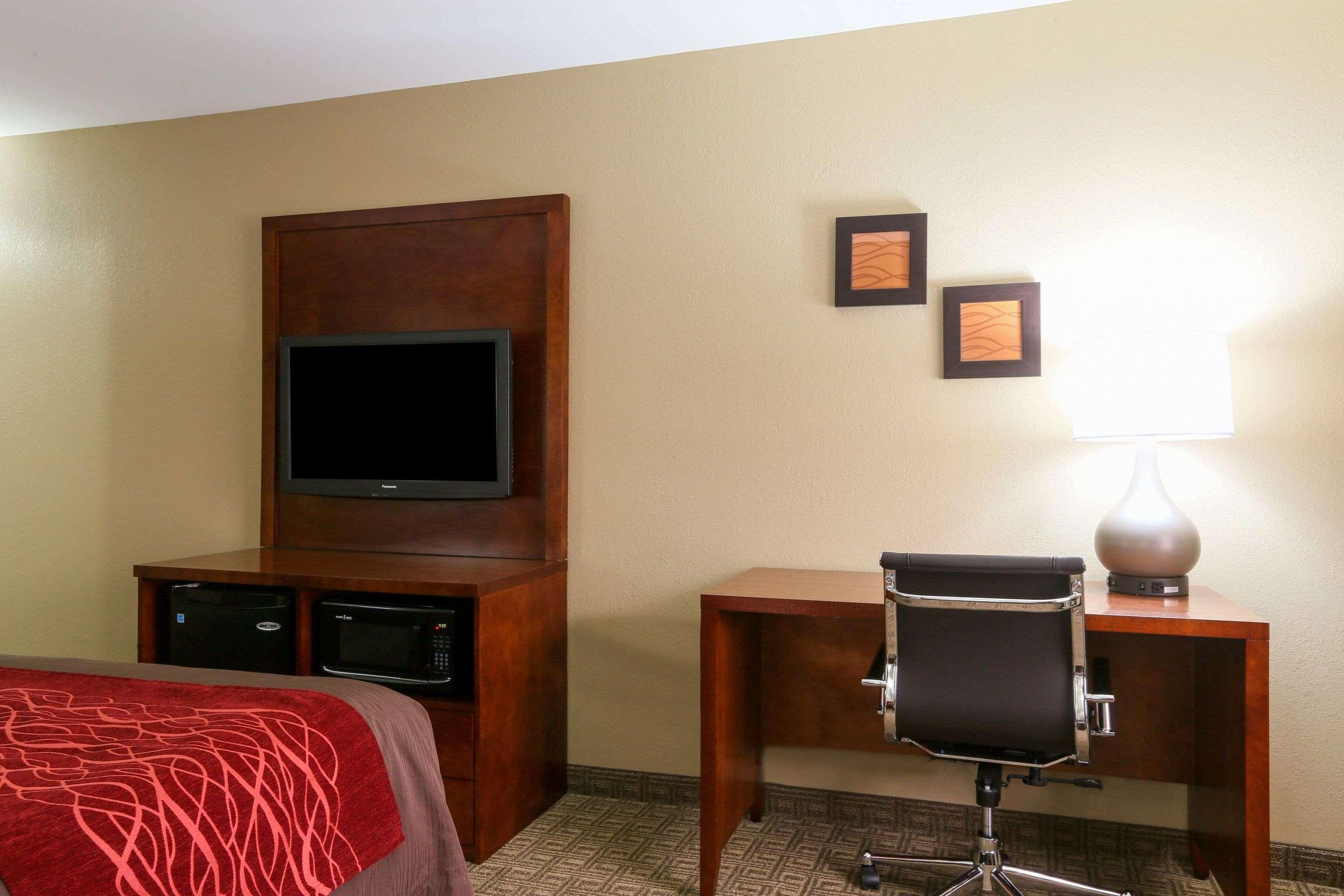 Comfort Inn & Suites Leeds I-20 Eksteriør billede