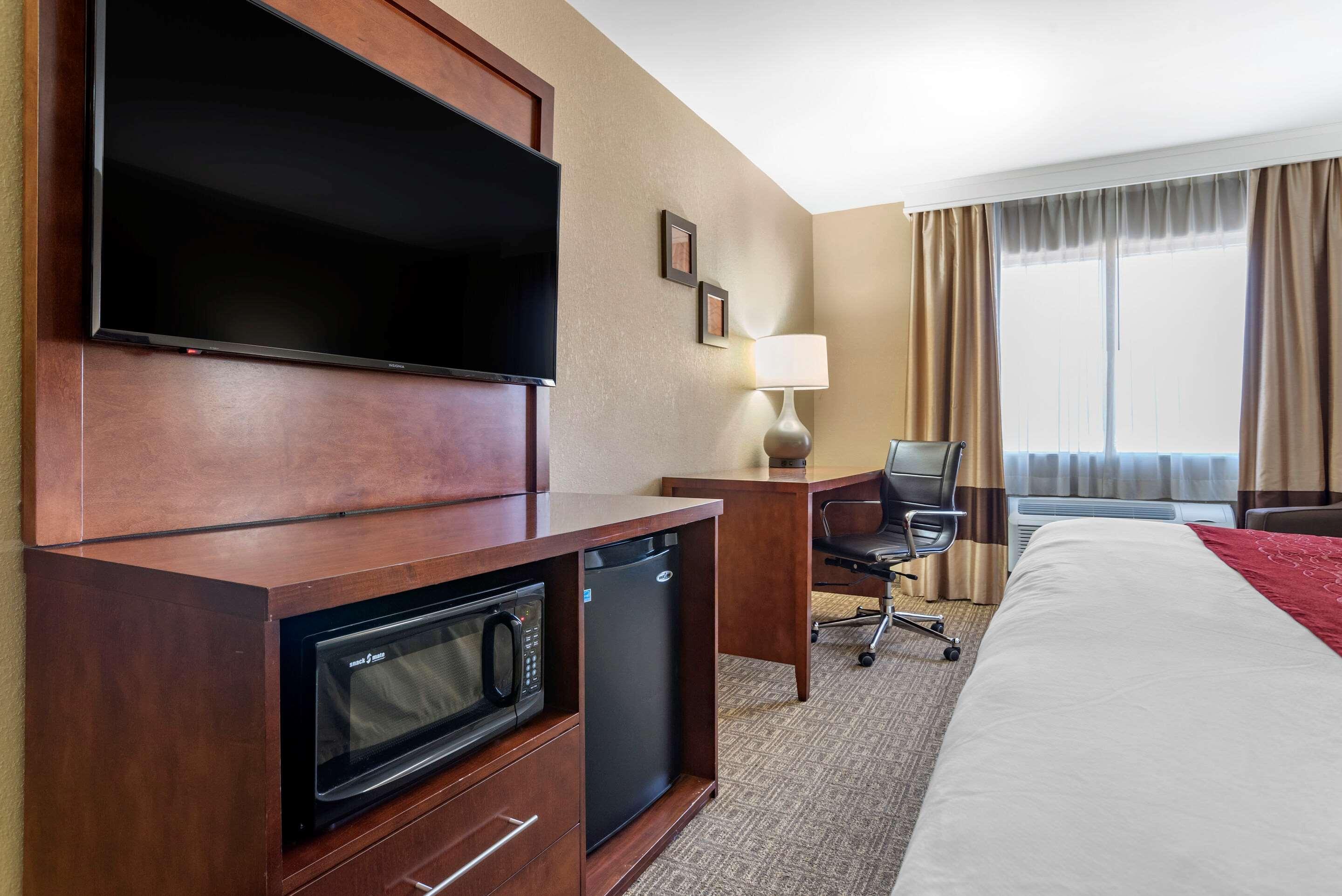 Comfort Inn & Suites Leeds I-20 Eksteriør billede