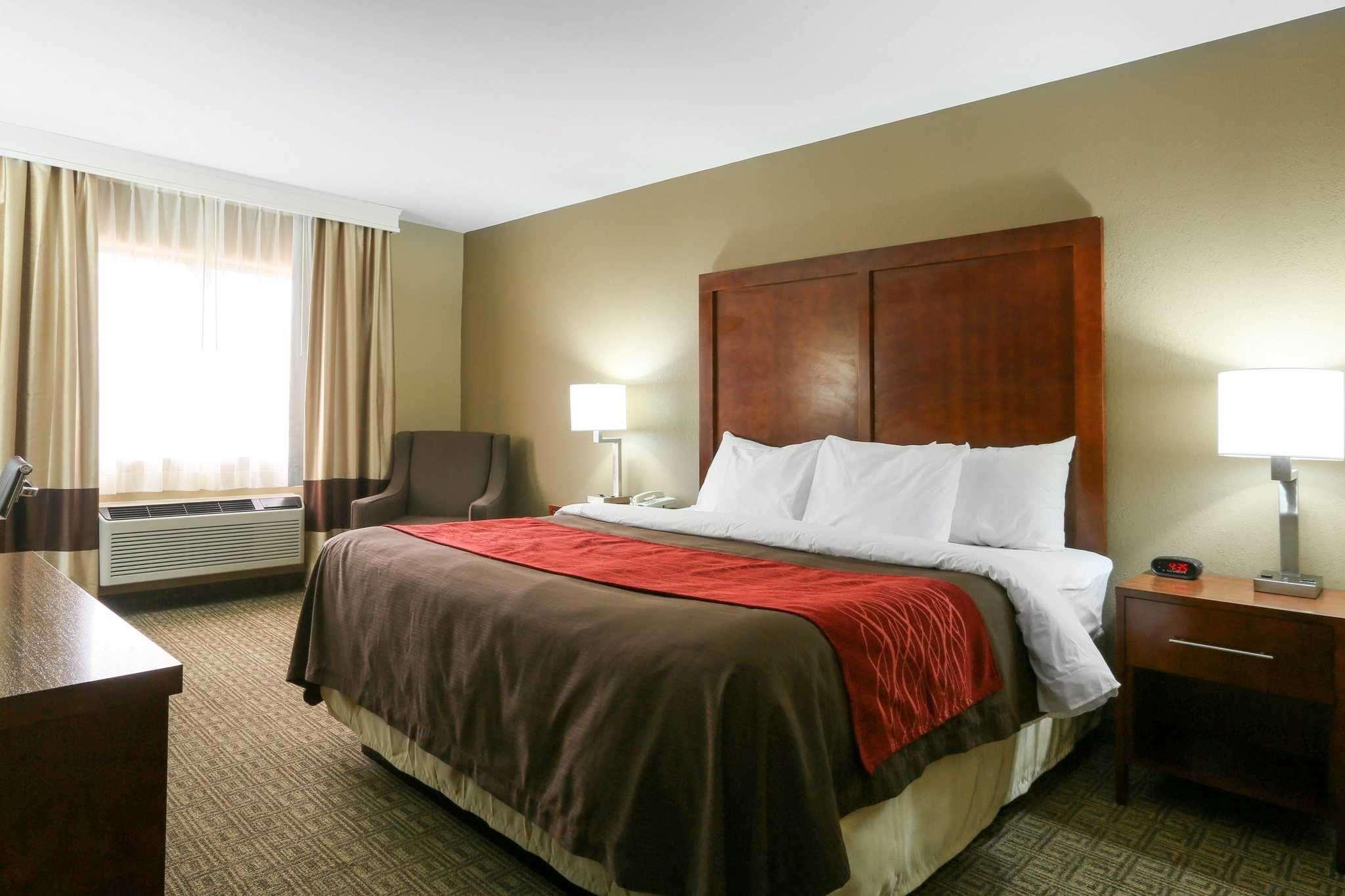 Comfort Inn & Suites Leeds I-20 Eksteriør billede